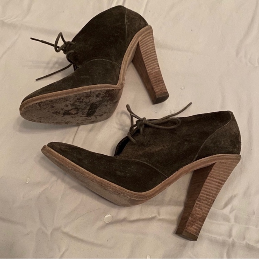 BALENCIAGA Lace-Up Bootie 36